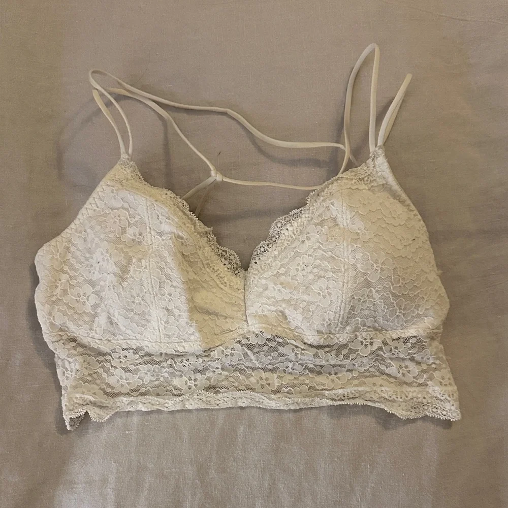 Hollister Lace Bralette in Cream - Picture 1 of 4